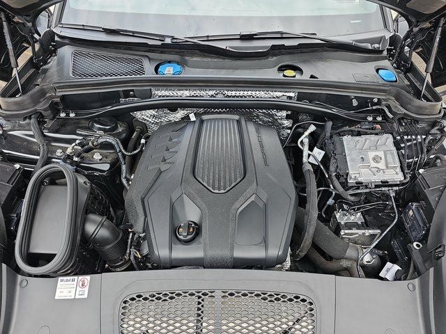 2024 Porsche Macan AWD