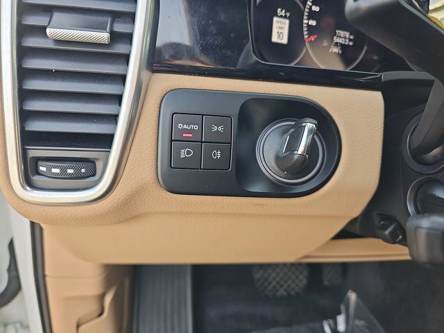 2023 Porsche Cayenne AWD