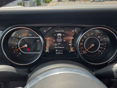 2022 Jeep Wrangler Unlimited Sahara Altitude