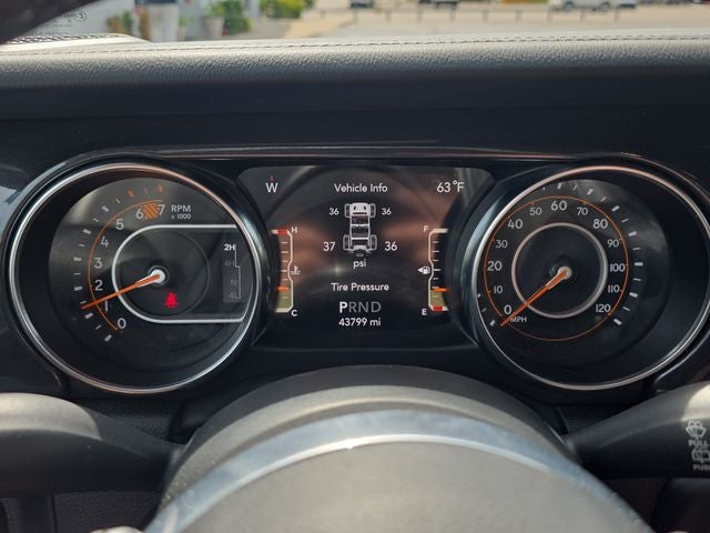 2022 Jeep Wrangler Unlimited Sahara Altitude