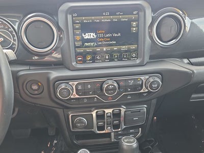 2022 Jeep Wrangler Unlimited Sahara Altitude