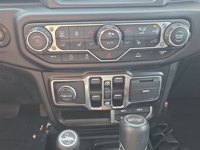 2022 Jeep Wrangler Unlimited Sahara Altitude