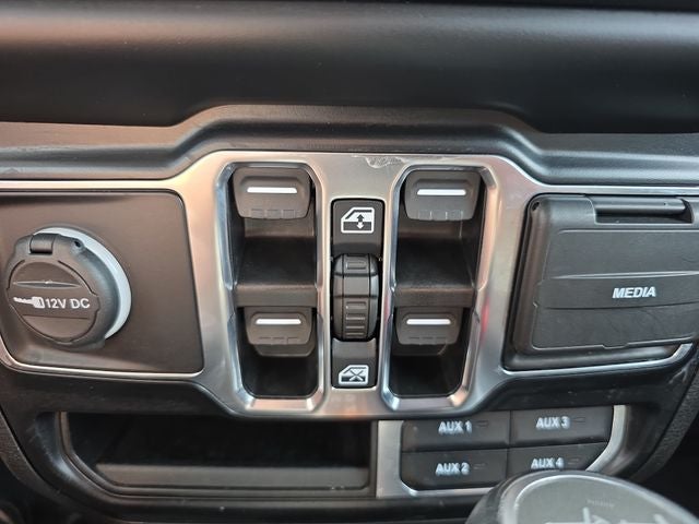 2022 Jeep Wrangler Unlimited Sahara Altitude