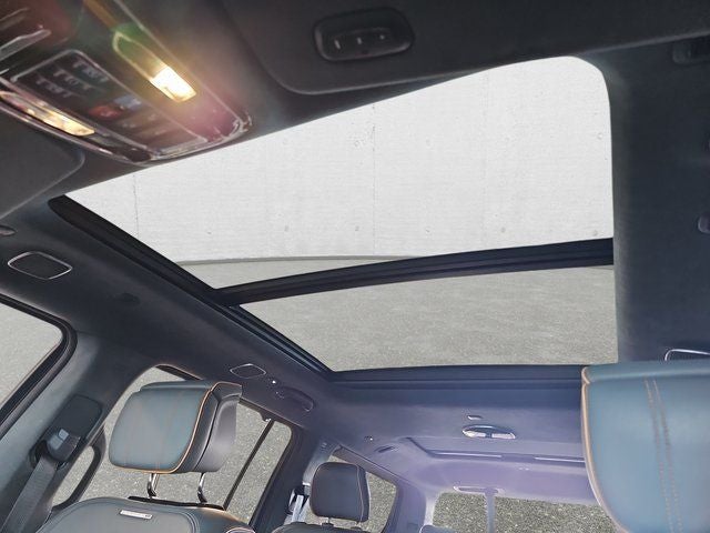 2023 Jeep Grand Wagoneer Series III