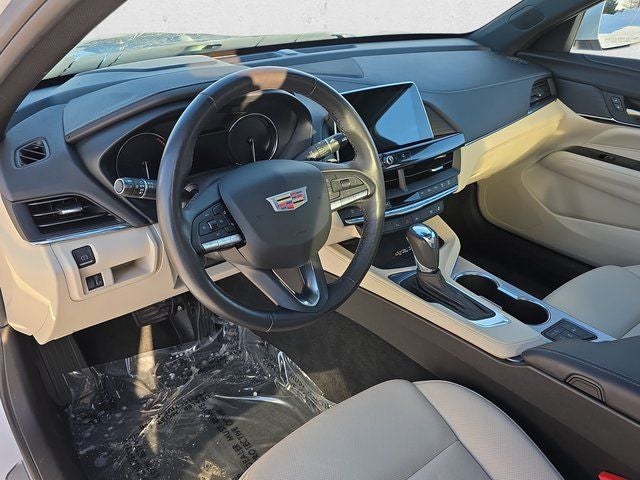 2022 Cadillac CT4 Premium Luxury