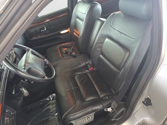 1999 Cadillac DeVille Base