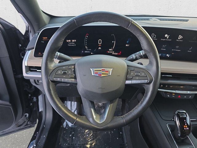 2024 Cadillac XT4 Luxury
