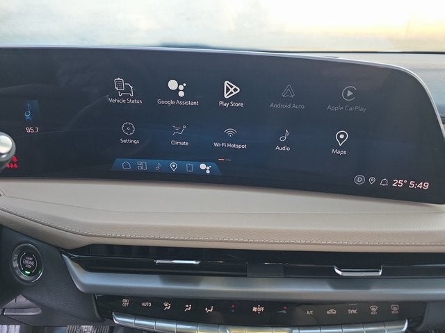 2024 Cadillac XT4 Luxury