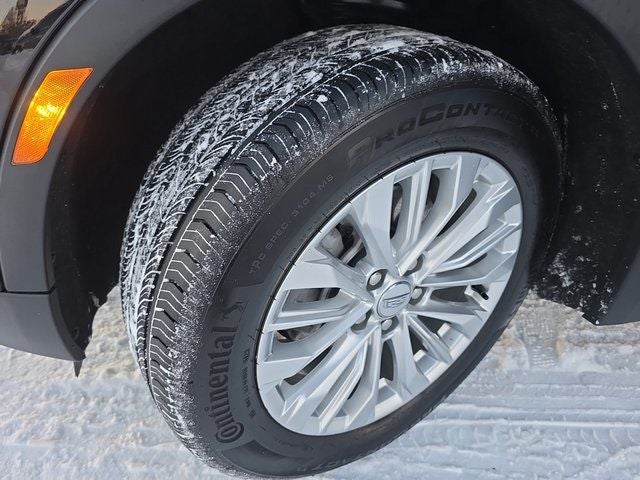 2024 Cadillac XT4 Luxury