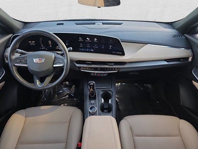 2024 Cadillac XT4 Luxury