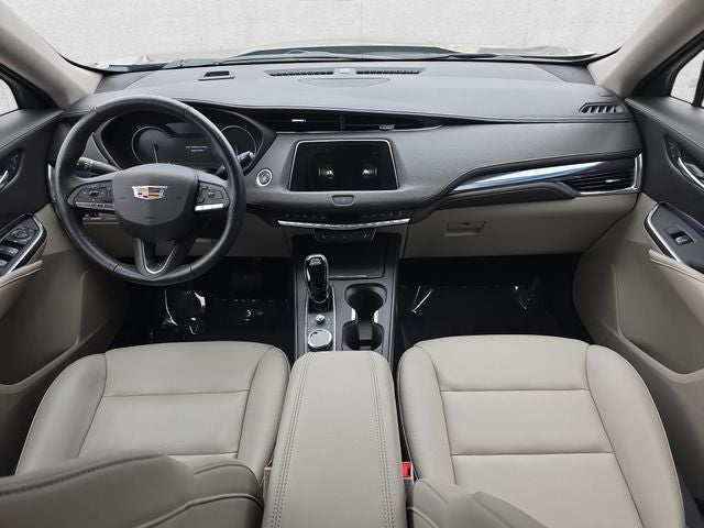 2023 Cadillac XT4 Luxury