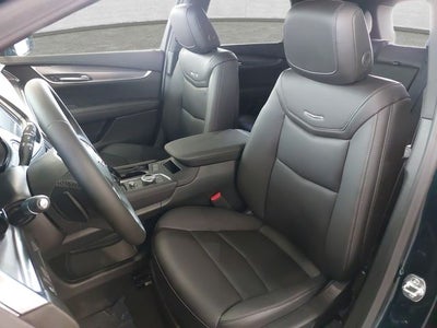 2025 Cadillac XT5 Luxury