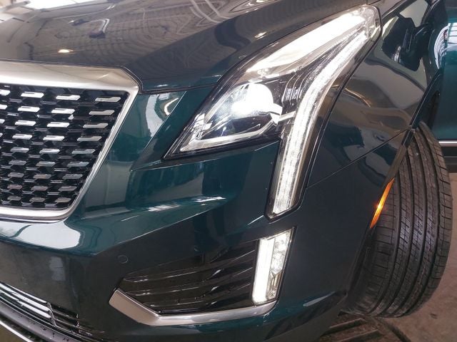 2025 Cadillac XT5 Luxury