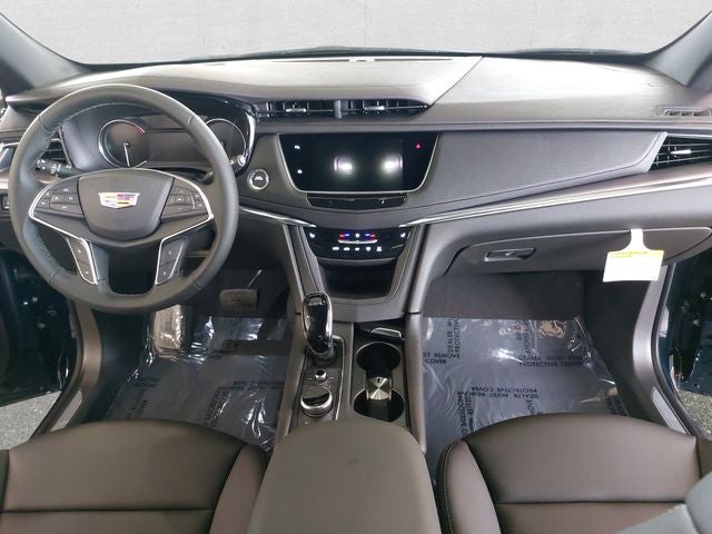 2025 Cadillac XT5 Luxury
