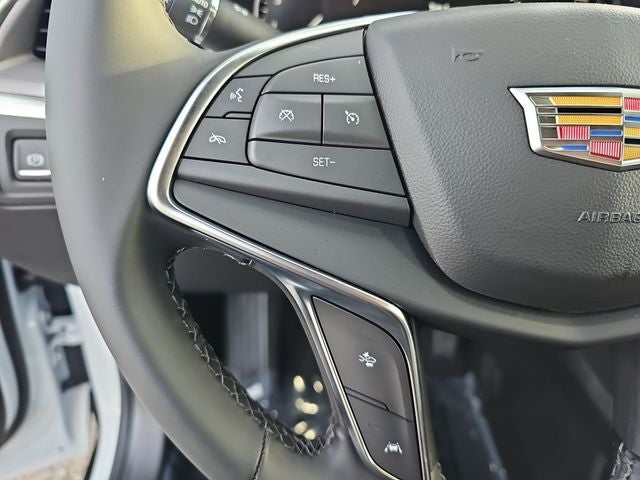 2026 Cadillac XT5 Luxury