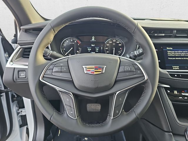 2026 Cadillac XT5 Luxury