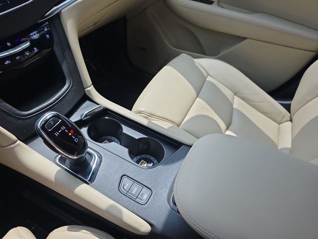 2017 Cadillac XT5 Premium Luxury