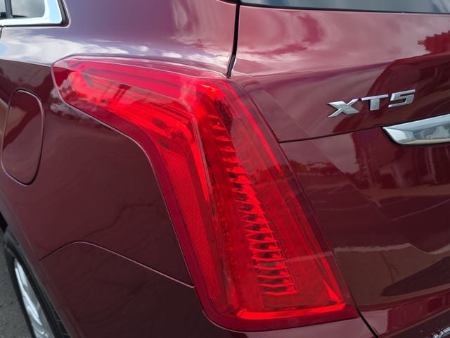 2017 Cadillac XT5 Premium Luxury