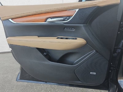 2017 Cadillac XT5 Platinum