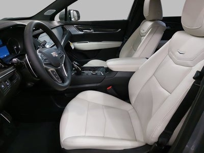 2025 Cadillac XT5 Sport