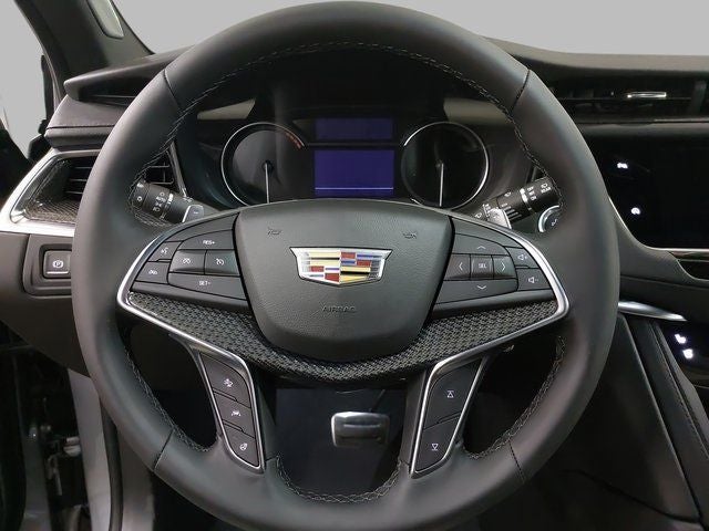 2025 Cadillac XT5 Sport