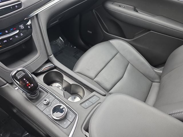 2020 Cadillac XT5 Sport