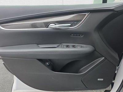2020 Cadillac XT5 Sport