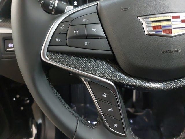 2025 Cadillac XT5 Sport