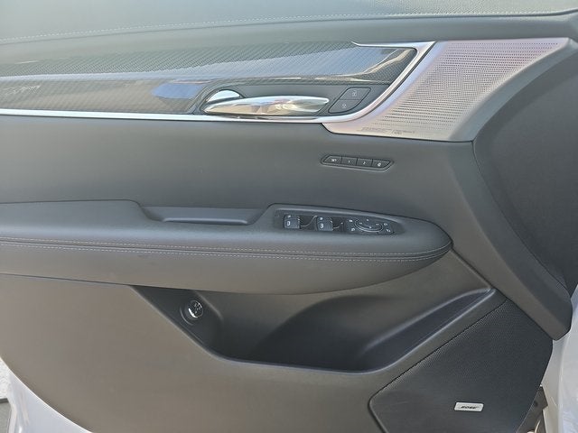 2025 Cadillac XT6 Sport