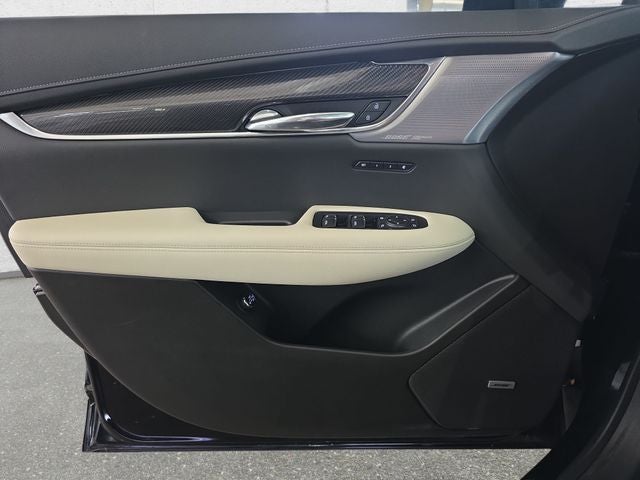 2023 Cadillac XT6 Sport