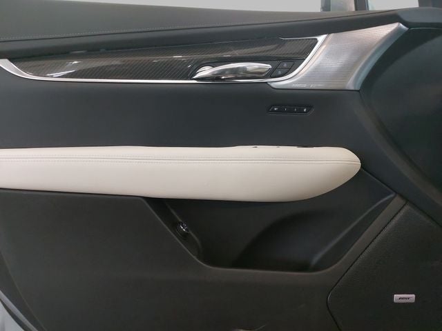 2025 Cadillac XT6 Sport