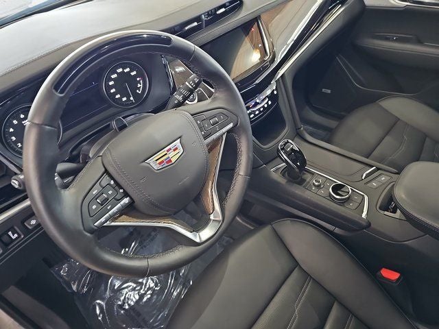 2025 Cadillac XT6 Sport