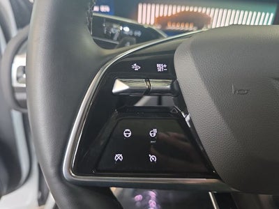 2024 Cadillac LYRIQ Luxury 2