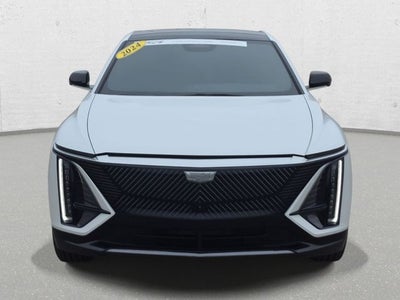 2024 Cadillac LYRIQ Luxury 2