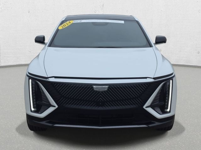 2024 Cadillac LYRIQ Luxury 2