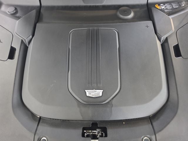 2024 Cadillac LYRIQ Luxury 2