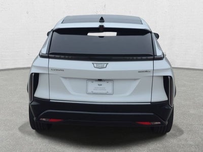 2024 Cadillac LYRIQ Luxury 2