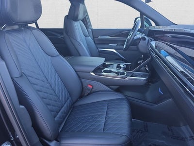 2026 Cadillac ESCALADE IQL Sport