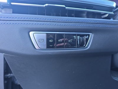 2026 Cadillac ESCALADE IQL Sport