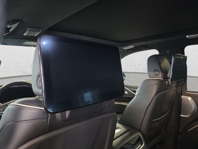 2022 Cadillac Escalade ESV Sport Platinum