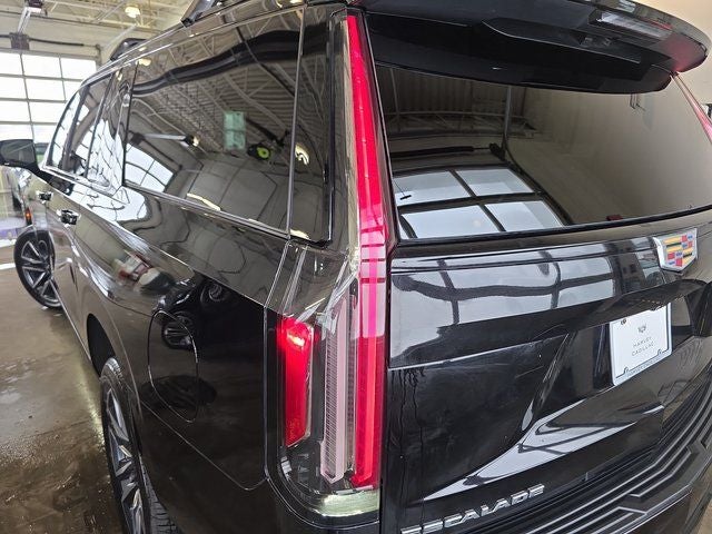 2022 Cadillac Escalade ESV Sport Platinum