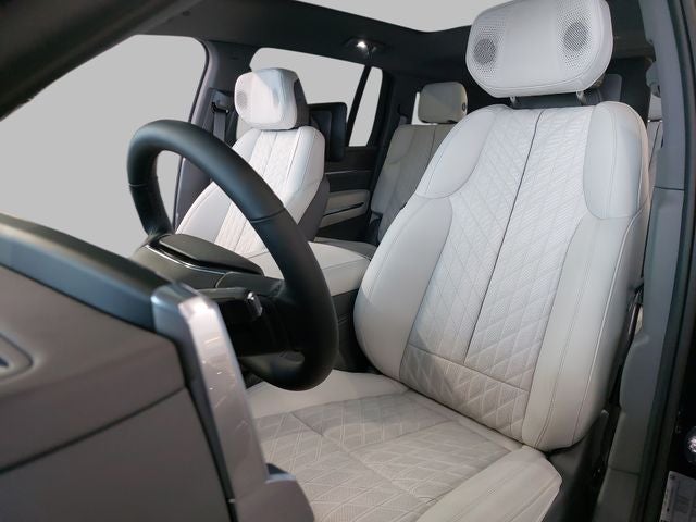 2025 Cadillac ESCALADE IQ Luxury 1