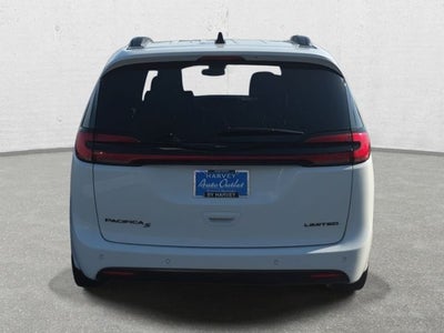 2025 Chrysler Pacifica Limited