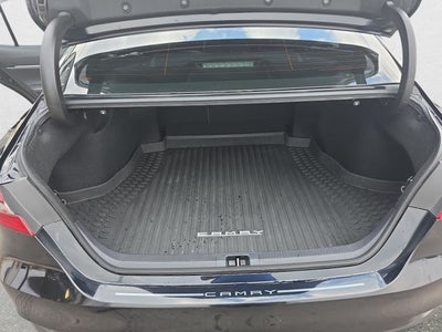 2021 Toyota Camry Hybrid XLE