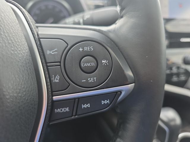 2021 Toyota Camry Hybrid XLE