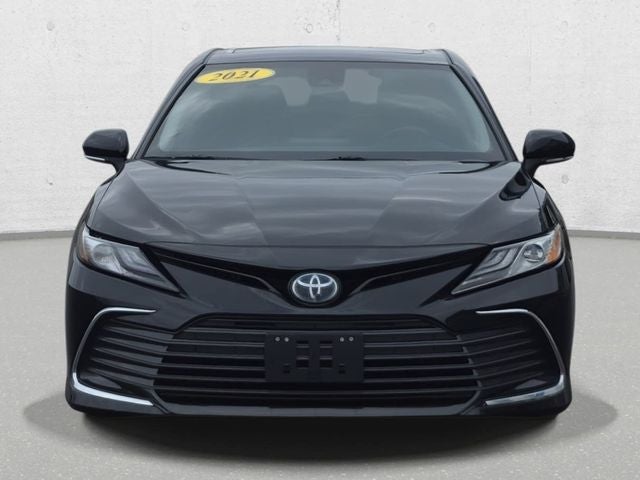 2021 Toyota Camry Hybrid XLE