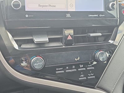 2021 Toyota Camry Hybrid XLE