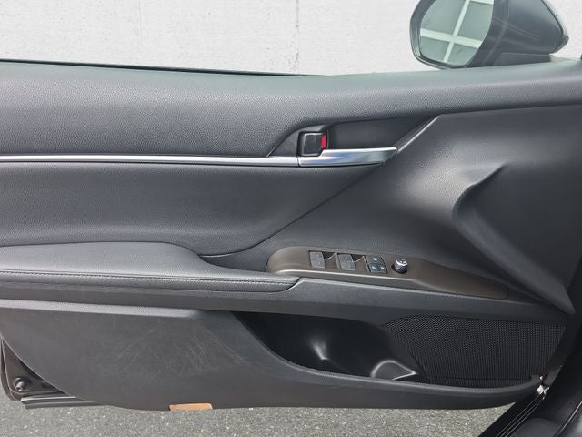 2021 Toyota Camry Hybrid XLE