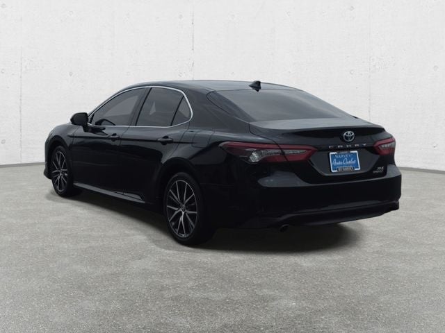 2021 Toyota Camry Hybrid XLE