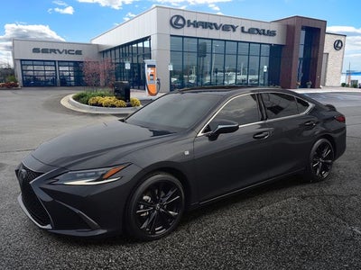 2024 Lexus ES 300h F SPORT Handling